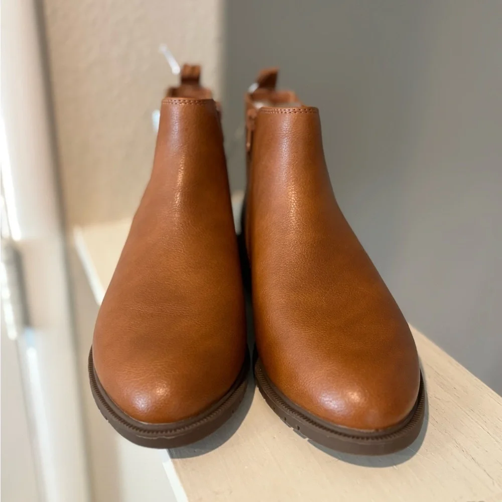 Kids' Brandy Chelsea Ankle Boots Cognac - Cat & Jack - SIZE 4